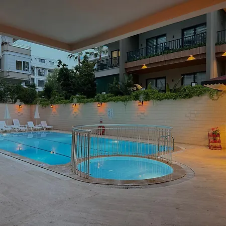 Apartahotel Cleo Alanya