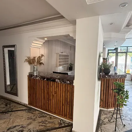 Apartahotel Cleo